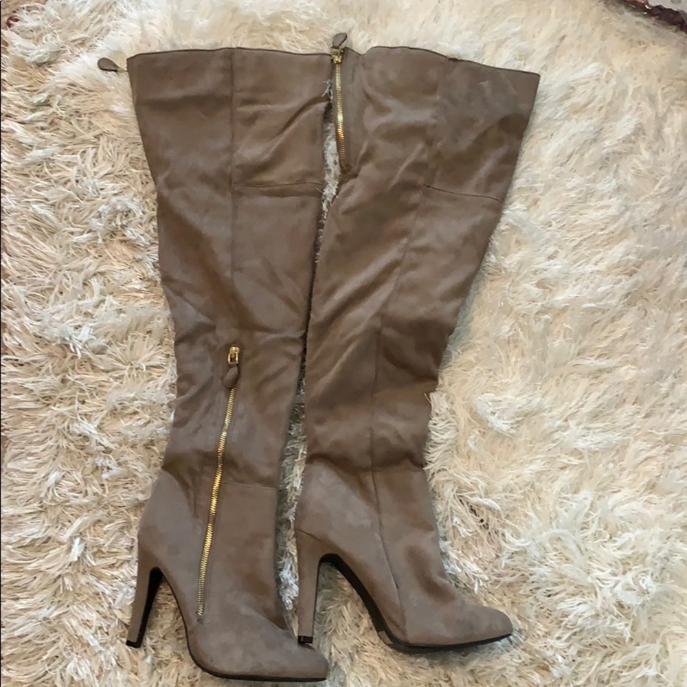 EUC Hot Miami Styles Grey Gold Over the Knee Boots